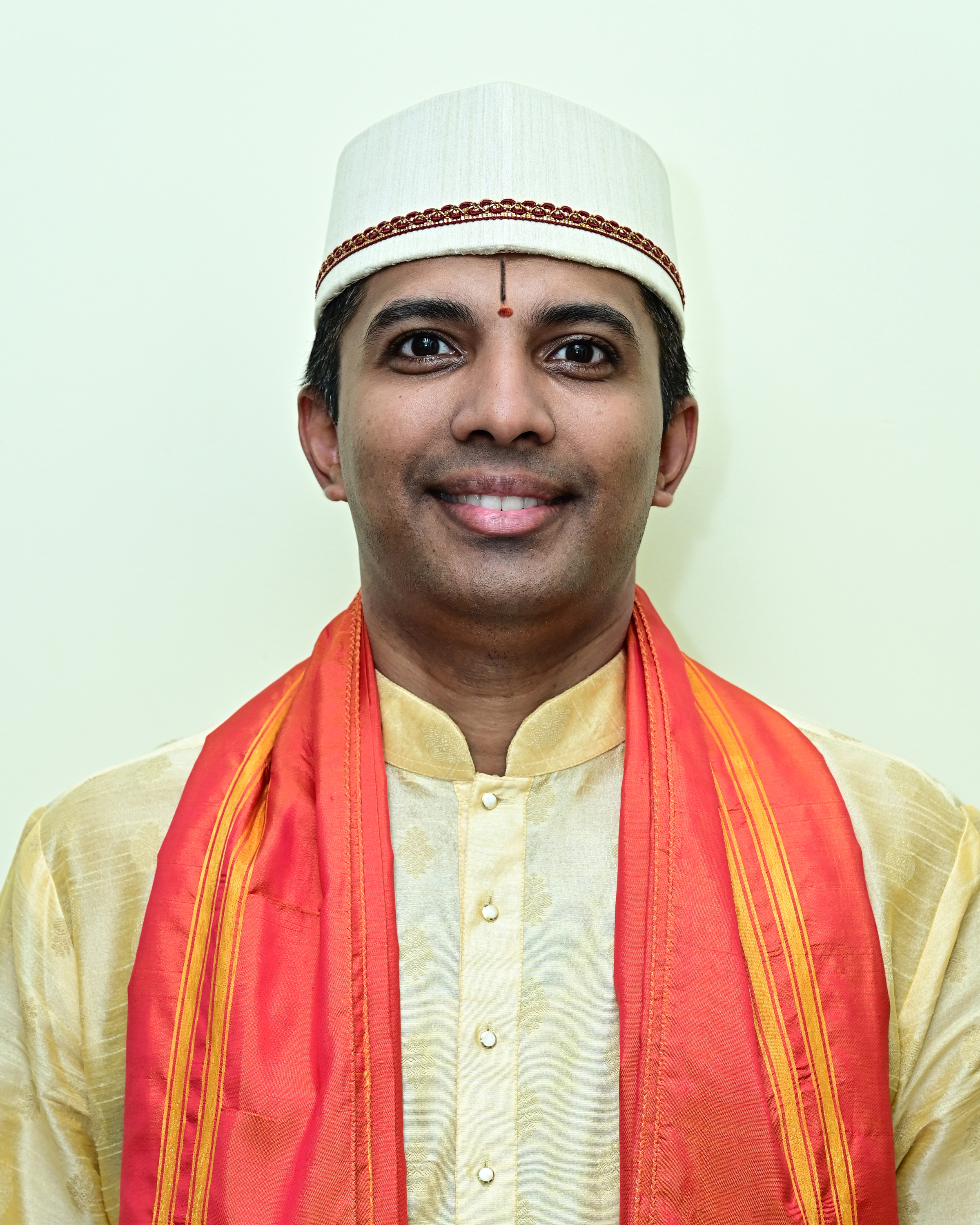 Shri. Sarvadnya S. S. Sambari